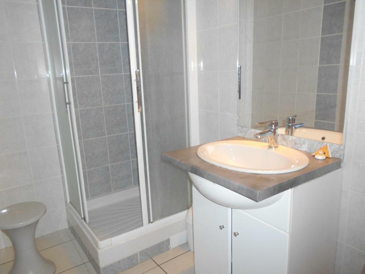 Le Moderne - Location D'appartements A La Nuitee Hotel 3*