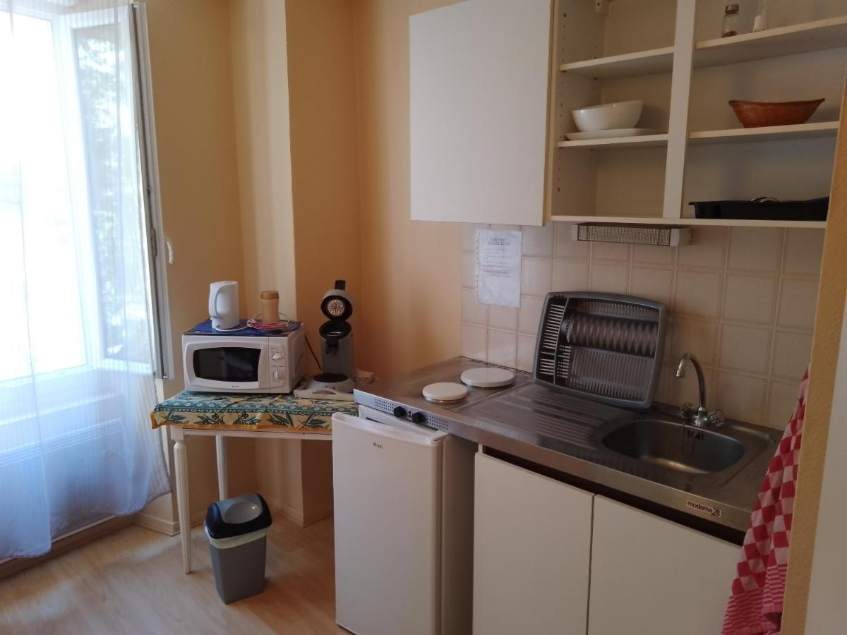 Hotel Le Moderne - Location D'appartements A La Nuitee
