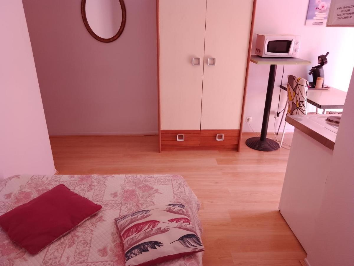 Le Moderne - Location D'appartements A La Nuitee